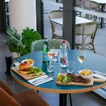 - Paris Ouest - Colombes Appart hôtel 3*