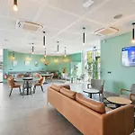 - Paris Ouest - Colombes Appart hôtel 3*