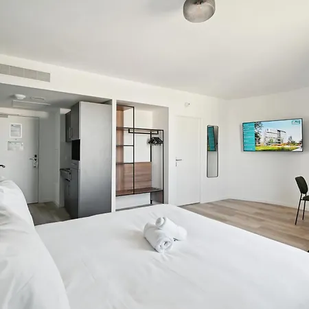 Suites Paris Ouest Colombes Colombes (Hauts-de-Seine)