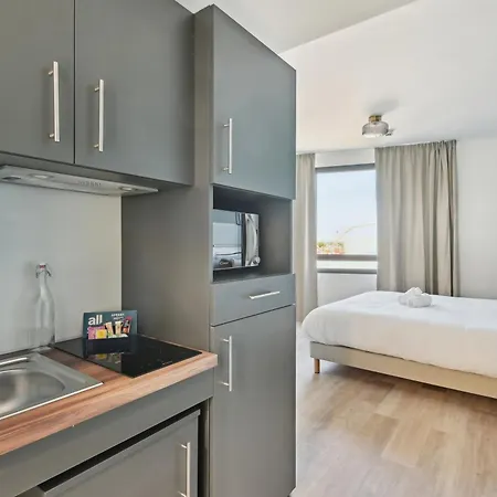 Suites Paris Ouest Colombes 3* Colombes (Hauts-de-Seine)