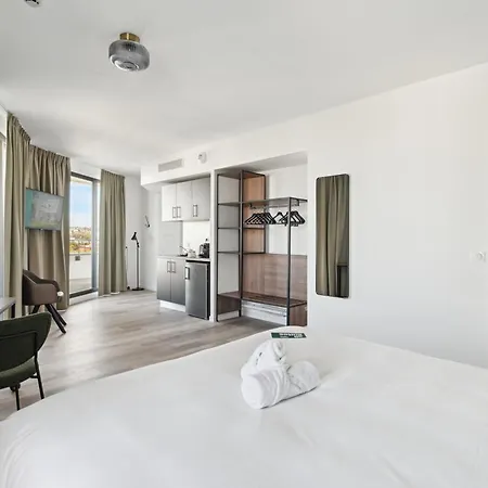 Suites Paris Ouest Colombes 3* Colombes (Hauts-de-Seine)