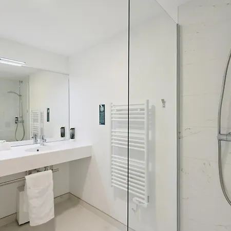 Aparthotel Suites Paris Ouest Colombes