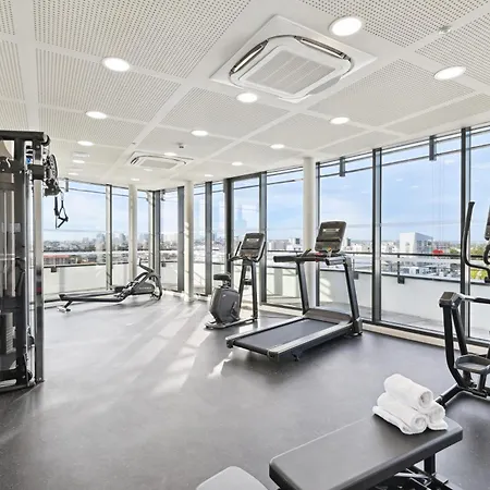 Suites Paris Ouest Colombes