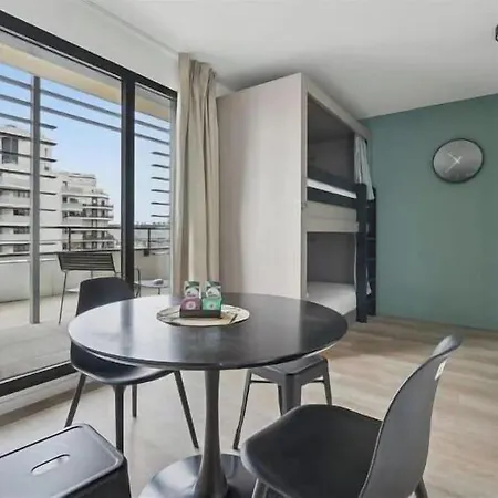 - Paris Ouest - Colombes