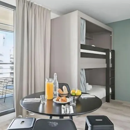 - Paris Ouest - Colombes Aparthotel