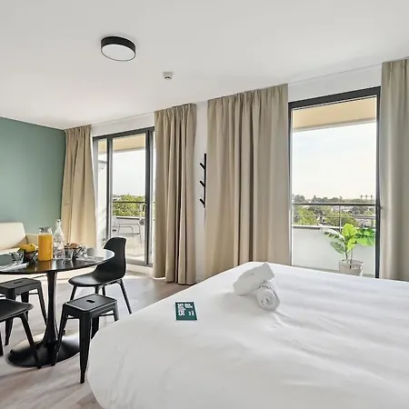 - Paris Ouest - Colombes Aparthotel Bois-Colombes
