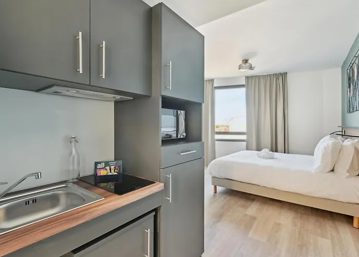 - Paris Ouest - Colombes 3* Bois-Colombes