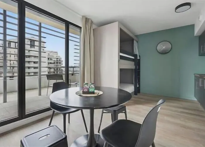 - Paris Ouest - Colombes