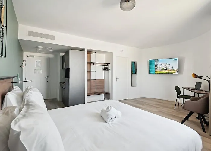 - Paris Ouest - Colombes 3* Bois-Colombes