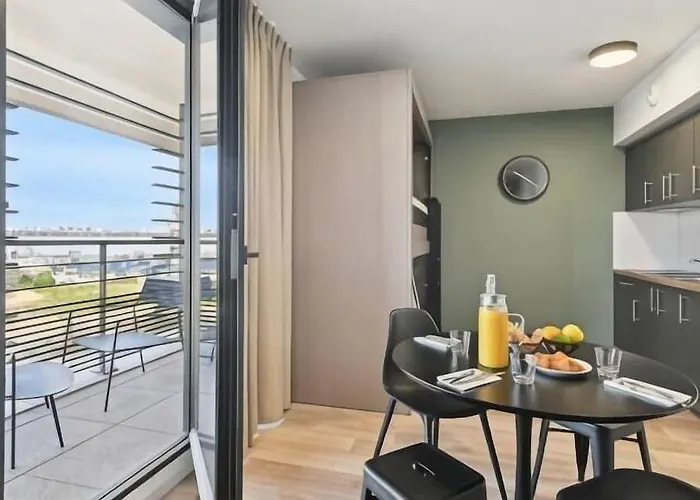 - Paris Ouest - Colombes Aparthotel