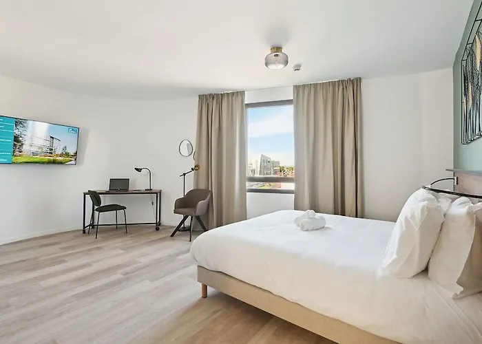 Aparthotel - Paris Ouest - Colombes